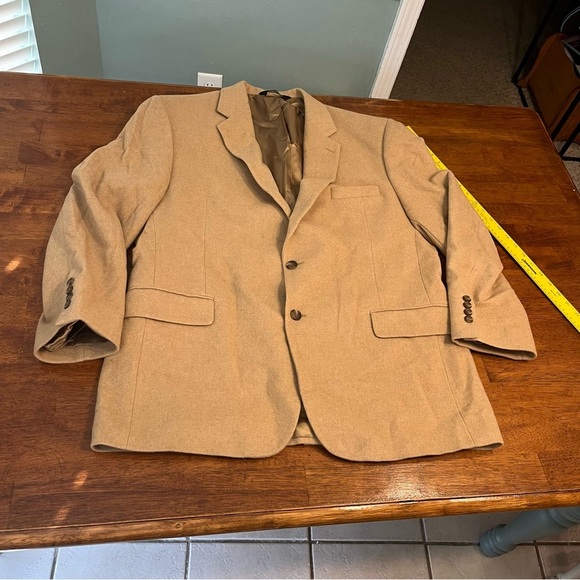 Jos. A. Bank Camel hair Gordon Blazer size 46R
